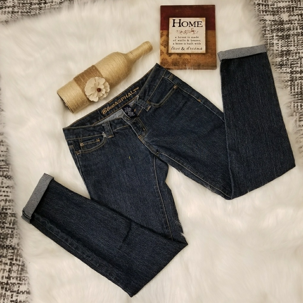 🌻🌺🌻BLUE ASPHALT CUFFED ANKLE SKINNY JEANS!! - Picture 1 of 4